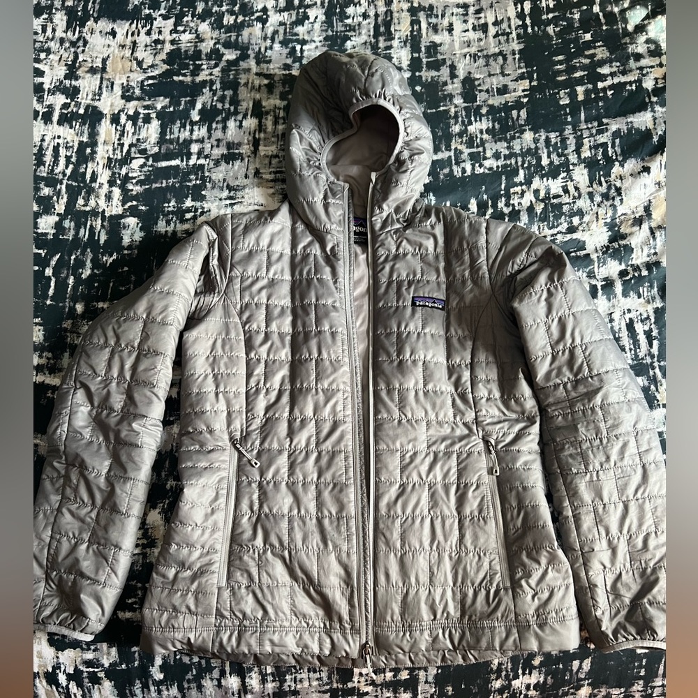 Women’s M Patagonia Nano Puff Hoody
